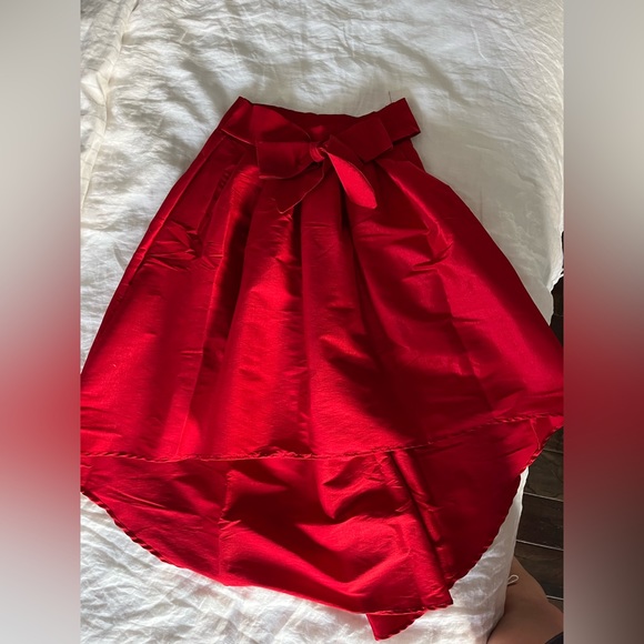 Red high low skirt - Picture 5 of 6